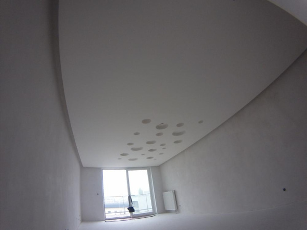 Deckeneinbau unregelmäßige Kreise 6