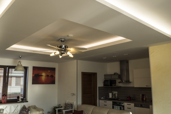 Doppelseitige Beleuchtungs Rampe 2,0 x 2,0 m 1